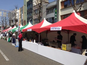 どまんなか丼祭りをふくい春祭り時代行列会場で開催いたしました